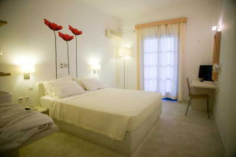 Kamári Hotel 28 מראה חיצוני תמונה